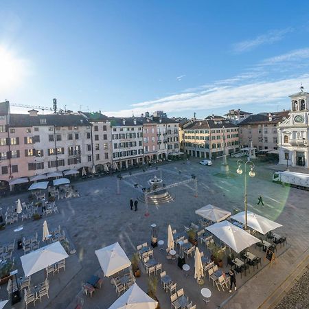 Atelier San Giacomo - Central Apartment Удине Экстерьер фото