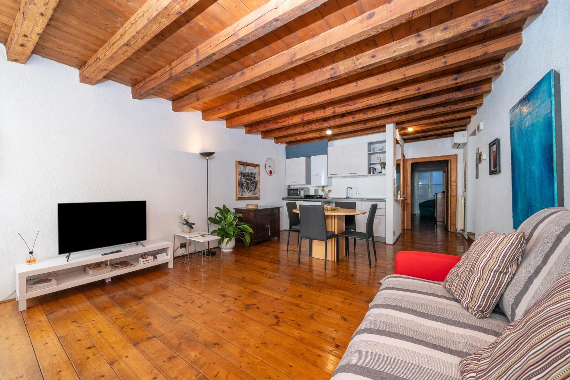 Atelier San Giacomo - Central Apartment Удине Экстерьер фото
